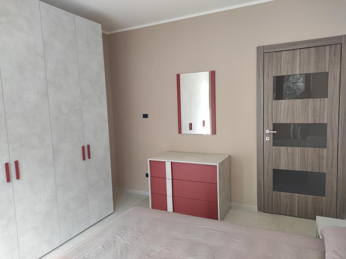 Oasi Del Monferrato - Appartamento Rosso Mombercelli Exterior foto