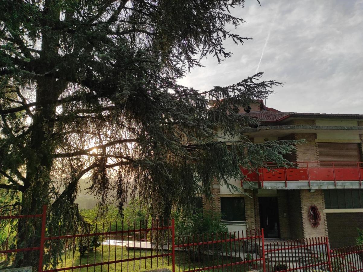 Oasi Del Monferrato - Appartamento Rosso Mombercelli Exterior foto